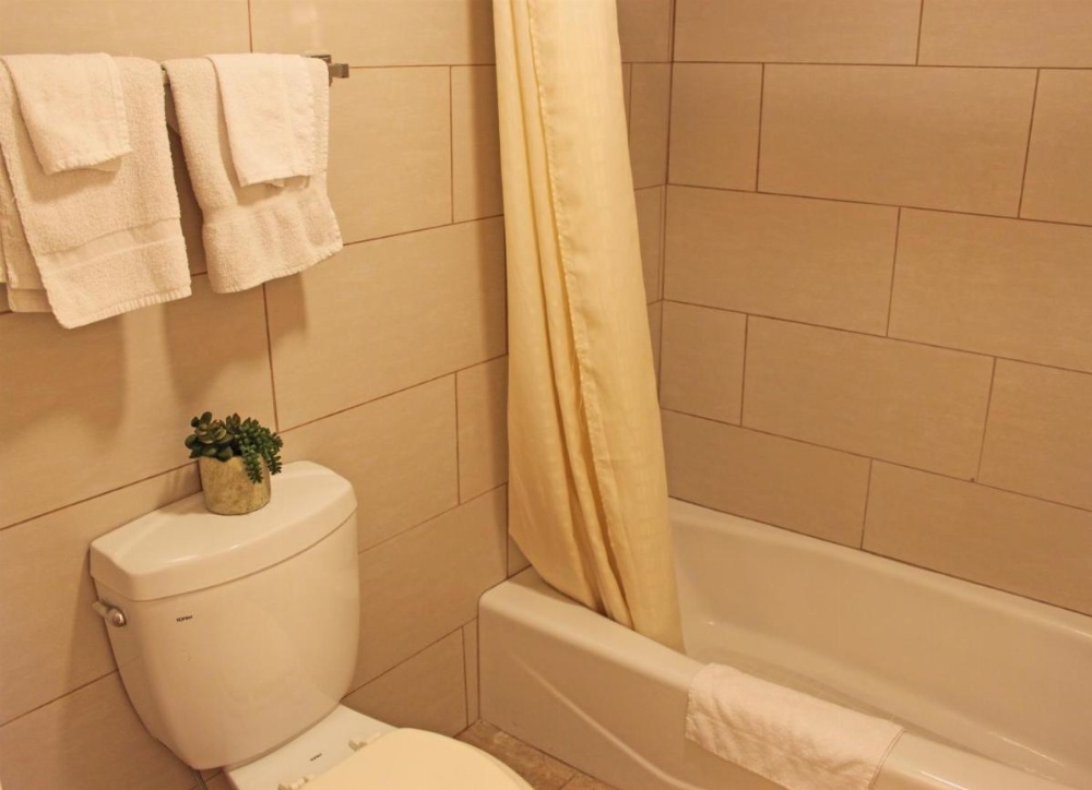 Room image 5